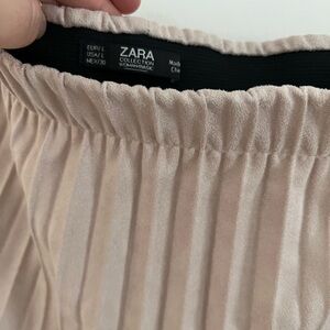 Zara Beige Pleated Skirt